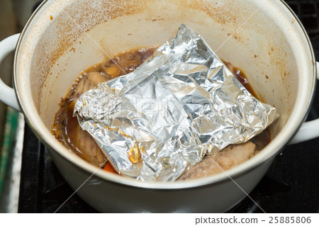 Mackerel cooked cooking scene drop cover 25885806