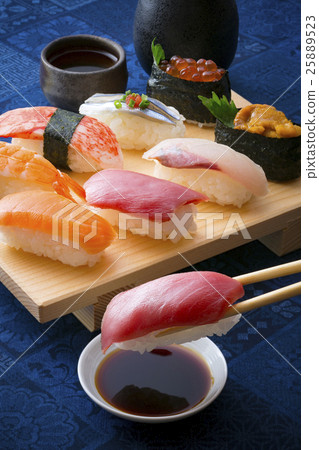 Nigiri sushi Nigiri sushi 25889523
