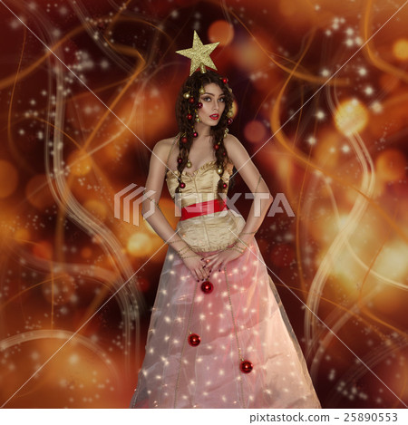 Girl dressed like christmas tree Girl dressed like christmas tree 25890553