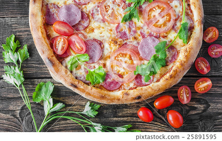 pizza and components 25891595