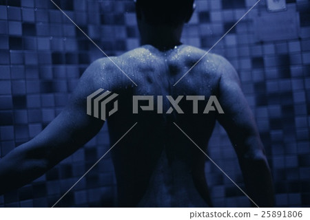 man take a shower man take a shower 25891806