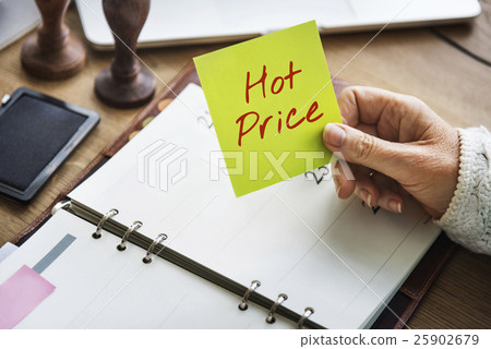Shopping Tag Handwriting Words Note Concept Shopping Tag Handwriting Words Note Concept 25902679