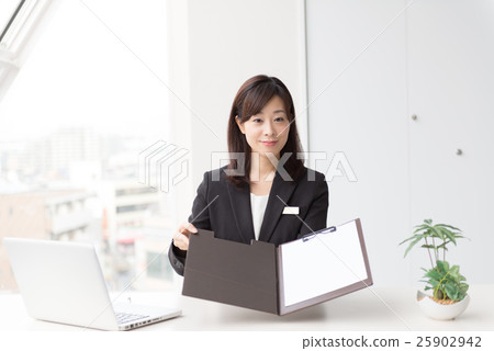 婦女，顧問 25902942