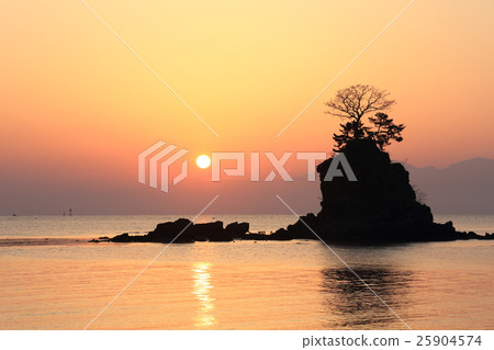 Ameya海岸的朝日 25904574