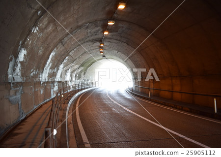 A tunnel A tunnel 25905112
