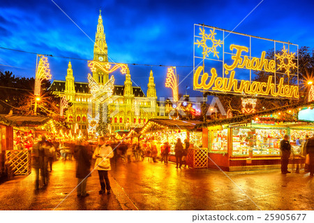 Christmas market in Vienna Christmas market in Vienna 25905677