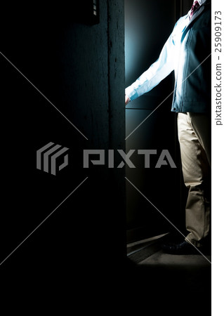 A man who opens a door A man who opens a door 25909173