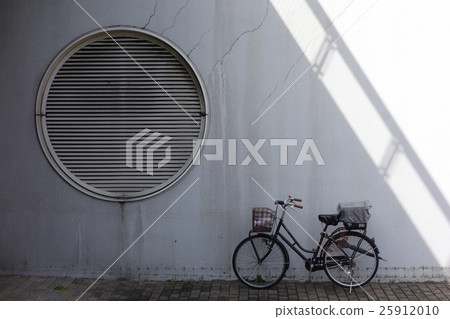 Scenery with a bicycle Scenery with a bicycle 25912010