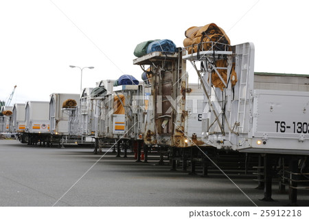 Track Terminal Track Terminal 25912218