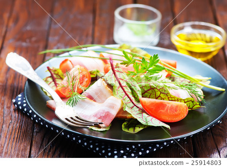 fresh salad 25914803