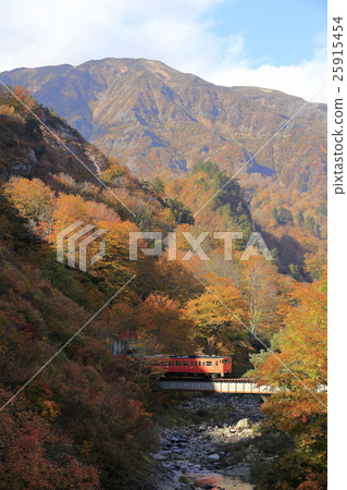 秋葉的Asakusake沙丘和Tadami線 25915454