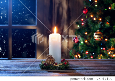 new year candle 25917199