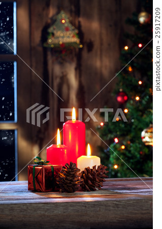candles 25917209