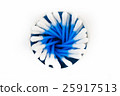 container filled with cotton buds 25917513