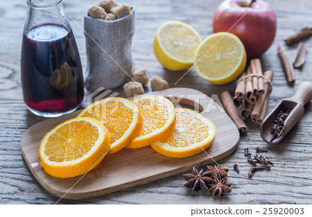 Ingredients for mulled wine 25920003
