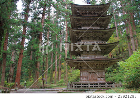 Haguroyama五層塔 25921283