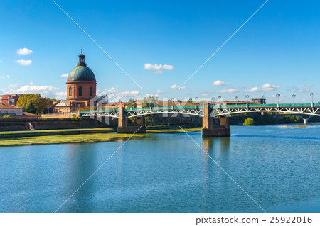 The Saint-Pierre bridge The Saint-Pierre bridge 25922016