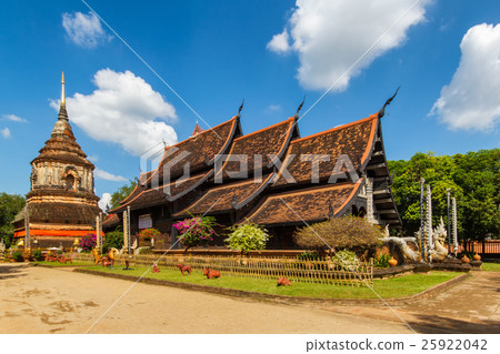 Wat Lok Molee at Chiangmai Wat Lok Molee at Chiangmai 25922042