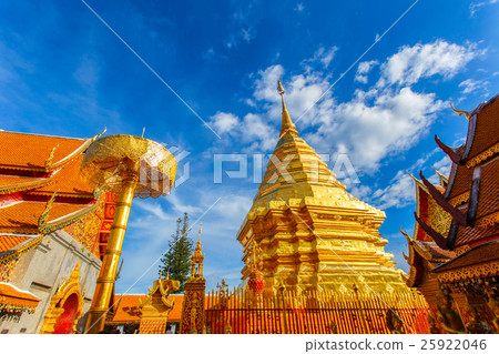 Wat Phra That Doi Suthep 25922046