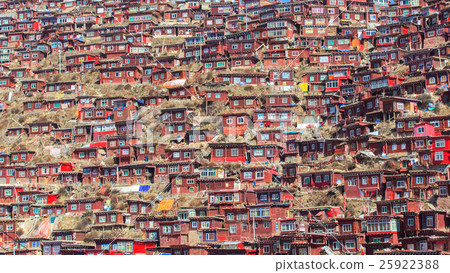 Larung gar (Buddhist Academy) in sunshine day 25922388