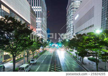 Urban landscape of Yokohama Minato Mirai district Urban landscape of Yokohama Minato Mirai district 25924205