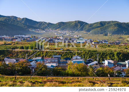 Yamanouchi village view in morning 25924978