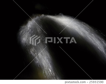 Shinning weir on mountain stream, water is run 25931590