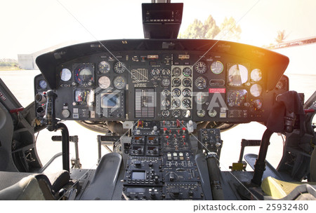 Cockpit helicopter - Instruments panel 25932480