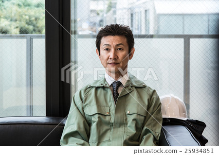 Men who came to work clothes 25934851