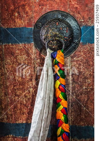 Door handle of gates in Thiksey gompa Tibetan 25937409
