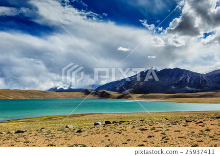 Himalayan lake Kyagar Tso, Ladakh, India Himalayan lake Kyagar Tso, Ladakh, India 25937411