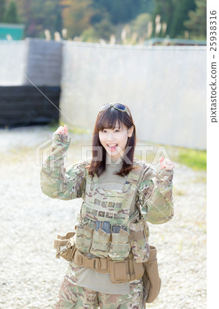 Survival game Military female image 25938316