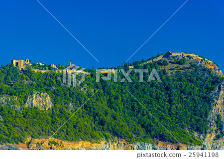 Castle in Alanya built at top of hill Castle in Alanya built at top of hill 25941198