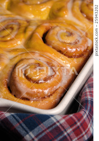 bun of pumpkin with cinnamon bun of pumpkin with cinnamon 25943202