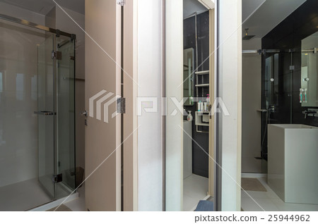 Luxury Interior bathroom 25944962
