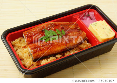 Eel box lunch 25950407