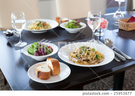 Pasta cooking Pasta cooking 25953877