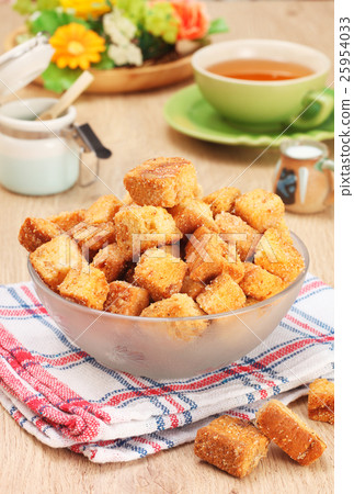 Croutons     25954033