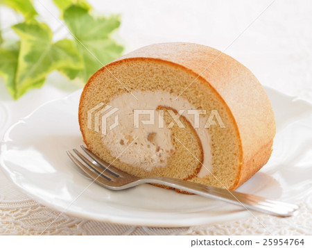 Roll cake  25954764