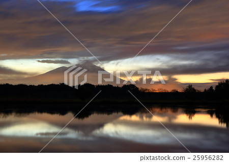 Mt. Tsukuba of Chaoyang 25956282