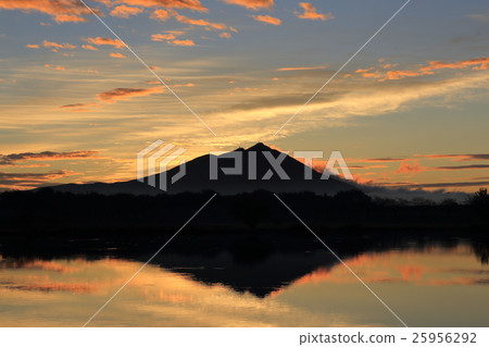 朝陽筑波山 25956292