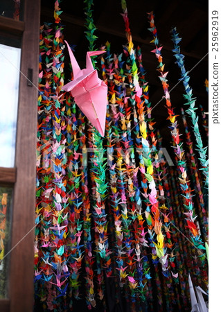 Thousand paper cranes (Masuo Shrine) Thousand paper cranes (Masuo Shrine) 25962919