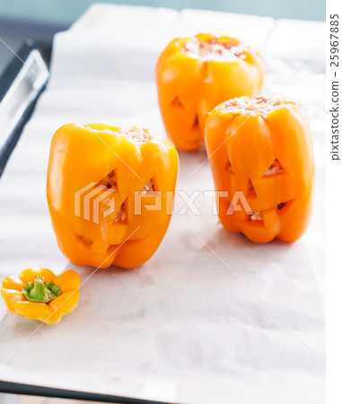 Halloween jack-o-lanterns filled with minced meat 25967885