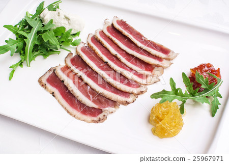 meat appetizer 25967971