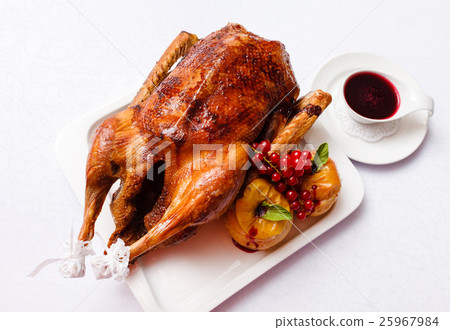 Roasted turkey Roasted turkey 25967984