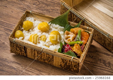 Chestnut rice box lunch Chestnut rice lunch box 25968168