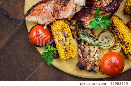 grilled meat with vegetables grilled meat with vegetables 25968339
