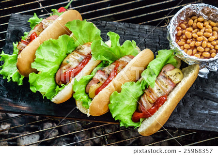 hot dog with grilled sausages hot dog with grilled sausages 25968357