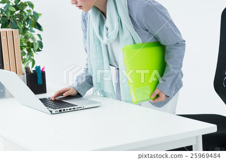 Office image 25969484