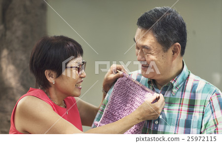 Senior Couple Leisure Outside Concept 25972115